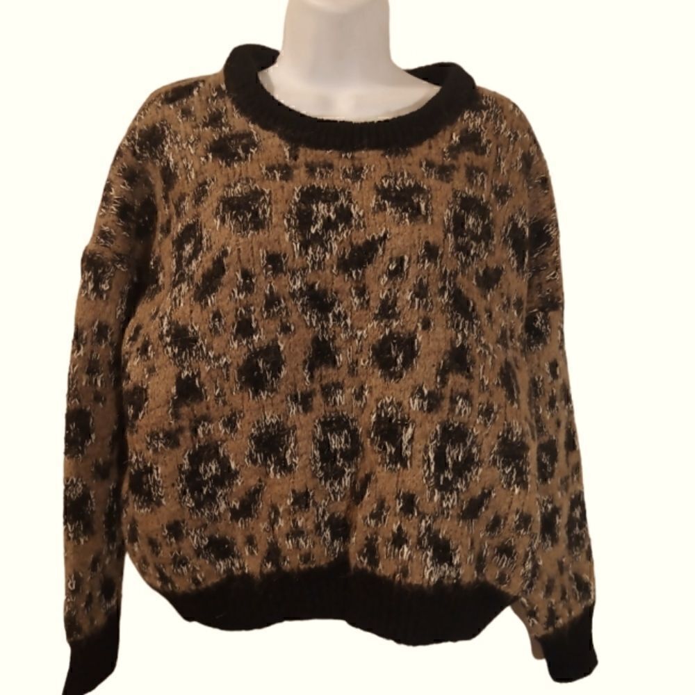 Line the label animal/leopard print alpaca blend oversize boxy sweater size M